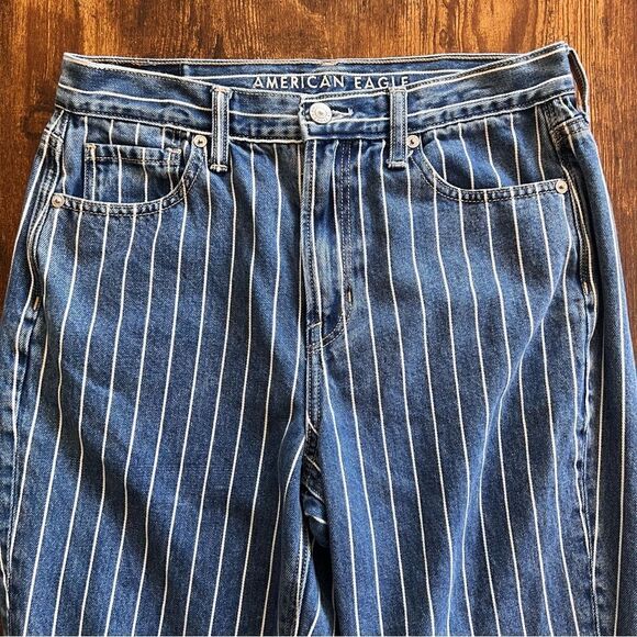 American Eagle Medium Wash Striped High Rise Mom Jeans - Picture 4 of 9
